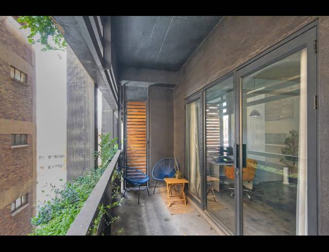0.5 BEDROOM APARTMENT FOR SALE IN MABONENG